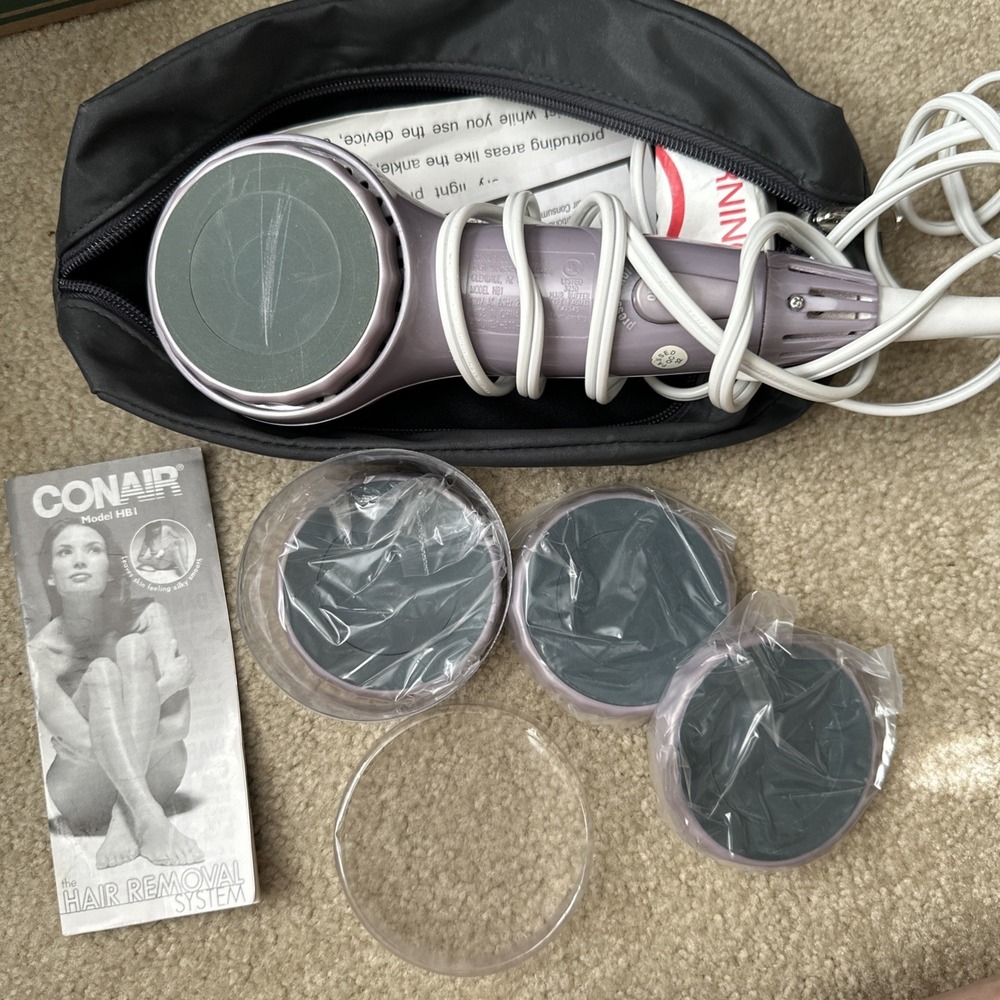 Conair Hair Removal System Model HB1 w/3 NEW Pads, Travel Bag